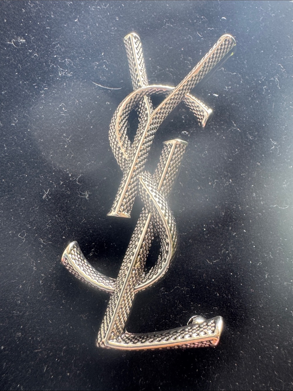 Brooch Interlocking Pin - Picture 3 of 4